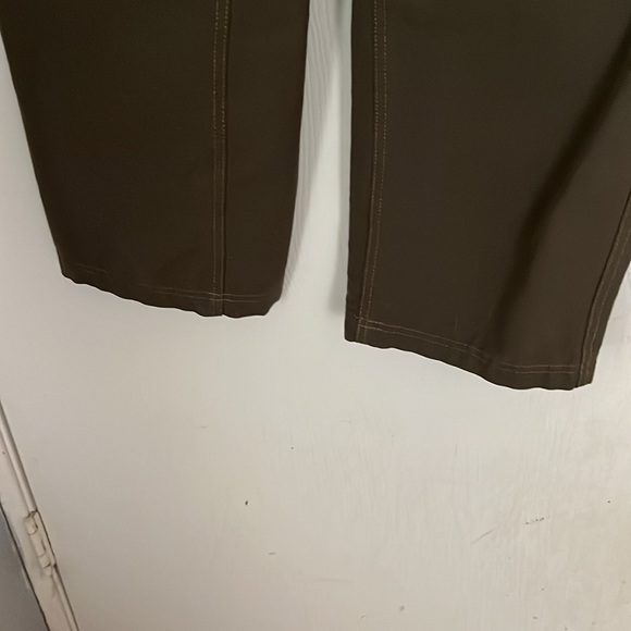 These are Columbia Omni Shield pants. Olive green size 34x30 - Picture 6 of 7